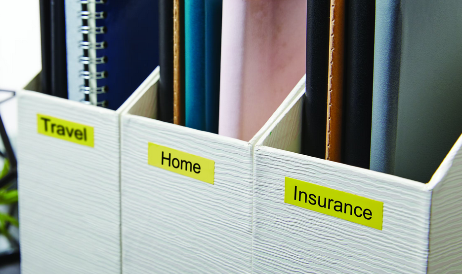 TechWarehouse S0720980 Dymo D1 24mm x 7m Black on Yellow (53718) Dymo