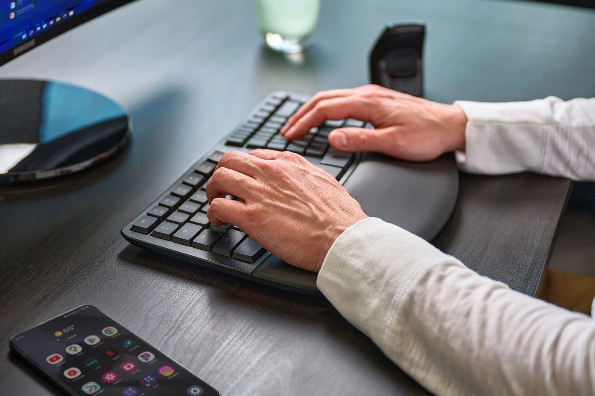 TechWarehouse Kinesis mWave Mechanical Keyboard Black - Wired & Wireless Bluetooth Kinesis